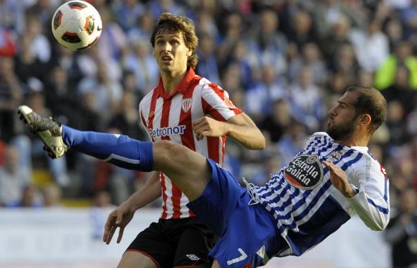 Phong độ cao sẽ giúp Deportivo (trước) khuất phục Bilbao