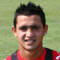 Cầu thủ Kamel Larbi