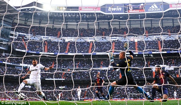 Real Madrid 2-1 Barcelona (Highlights vòng 26, giải VĐQG Tây Ban Nha 2012-13)
