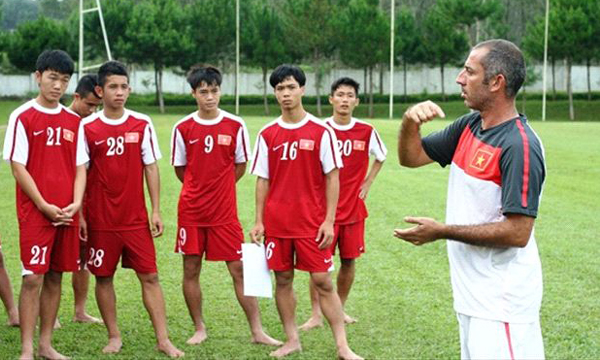 Bóng đá - Dù chưa nắm rõ về đối thủ, U19 Việt Nam vẫn tự tin chiến thắng