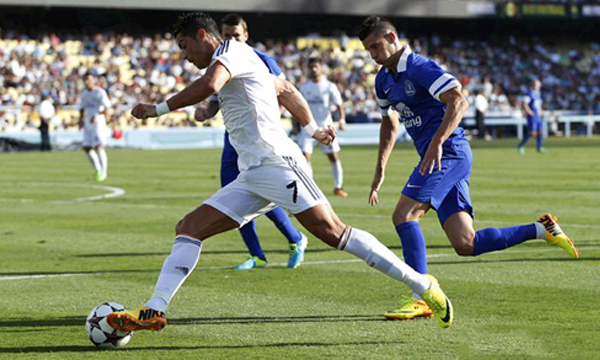 Everton 1-2 Real Madrid (Highlights giao hữu quốc tế Champions Cup 2013)