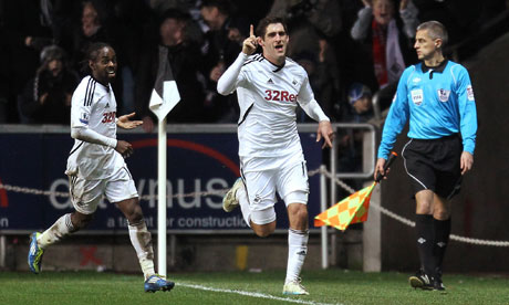 Swansea City 3-2 Arsenal (Highlight vòng 21, Premier League 2011-12)