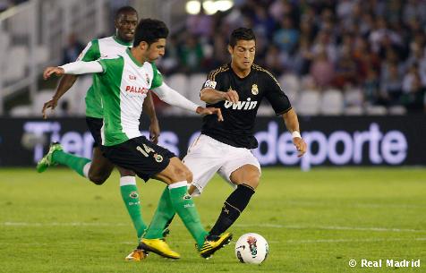 Racing 0-0 Real Madrid (Highlight vòng 5, La Liga 2011-2012)