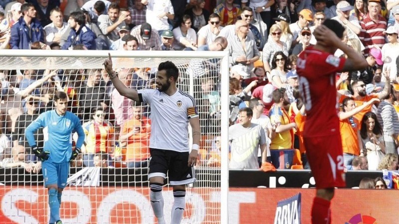 Valencia 2 - 1 Sevilla (Tây Ban Nha 2015-2016, vòng 32)